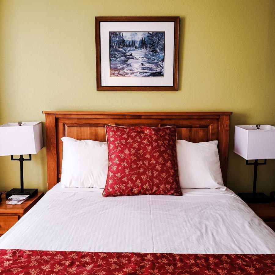 James Bay Inn Hotel, Suites & Cottage Victoria Zewnętrze zdjęcie